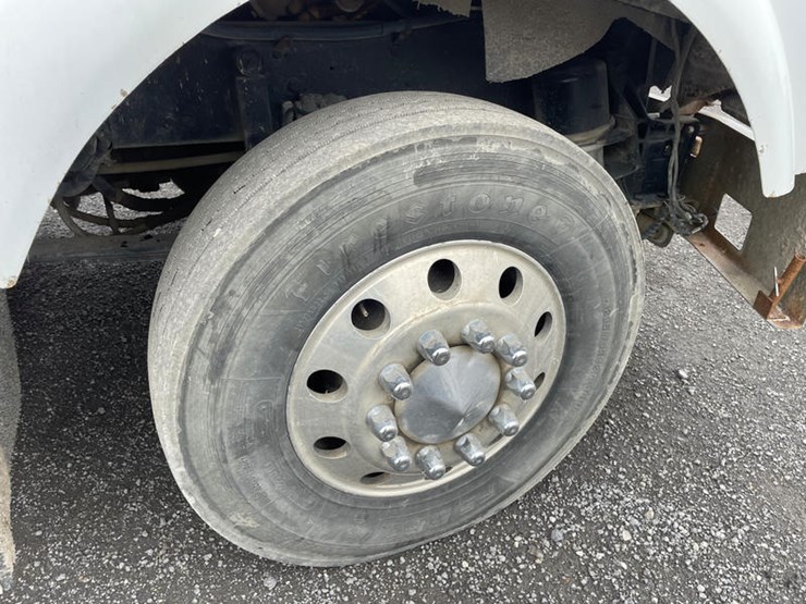 2000-caterpillar-c12-image-30