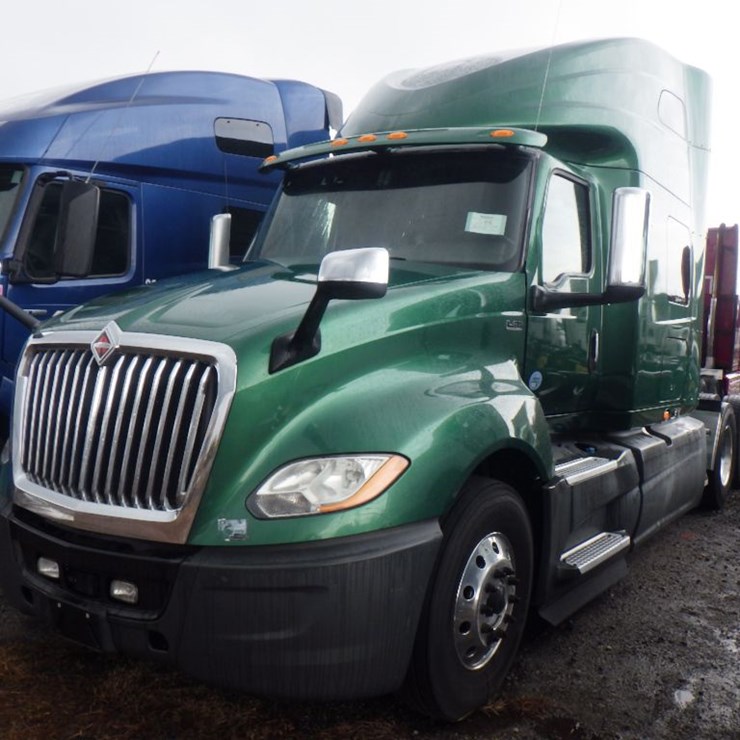 2020 INTERNATIONAL LT