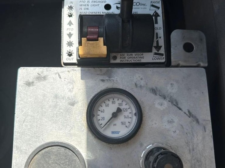 2017-international-hx620-image-88