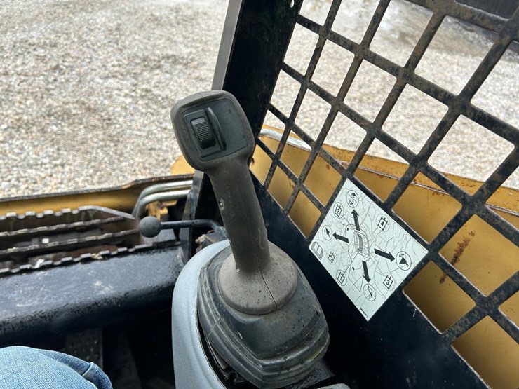 caterpillar-257b-image-20