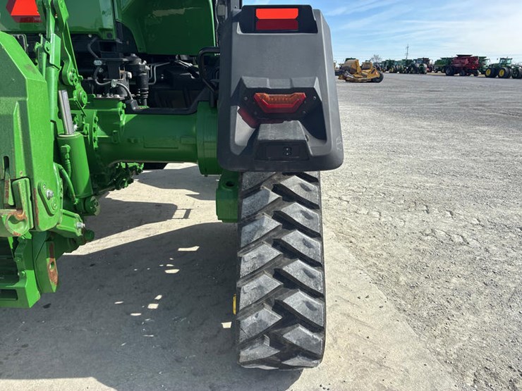 2021-john-deere-8rx-370-image-70