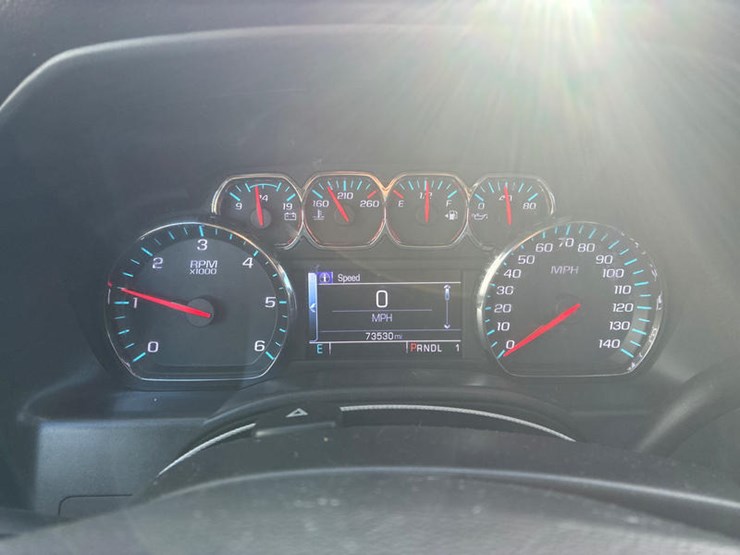 2019-chevrolet-2500-image-65