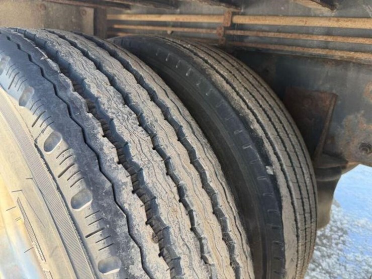 2008-mack-gu813-tri/a-boom/flatbed-truck-1m2ax16c9-image-71