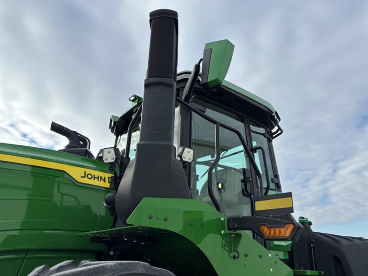 2023-john-deere-9rx-590-image-42