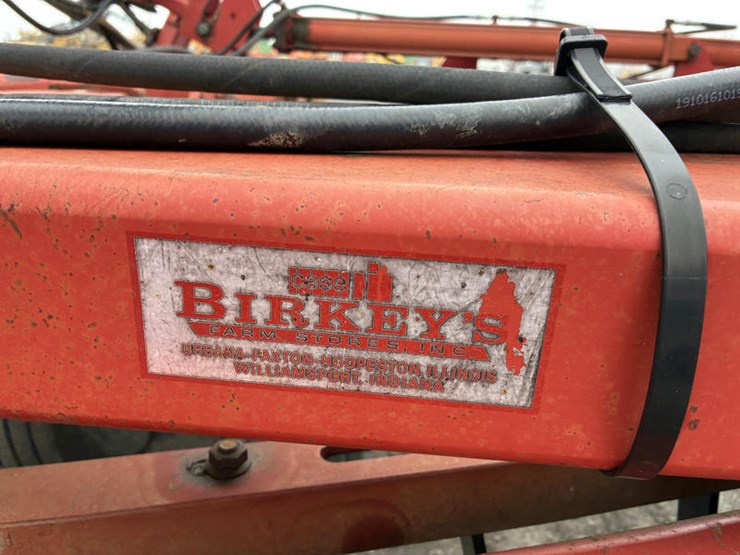 case-ih-3900-image-8