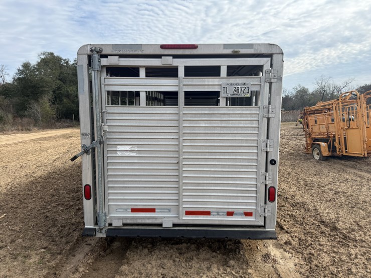 featherlite-24-ft-image-3