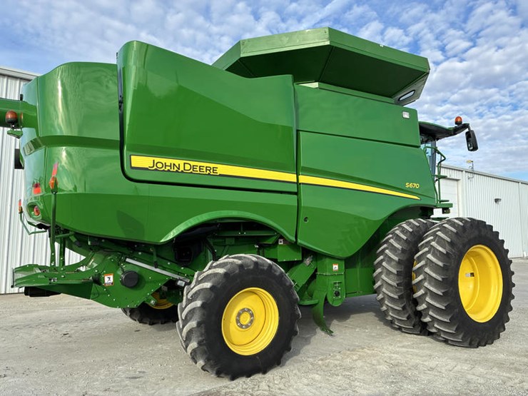2015-john-deere-s670-image-5