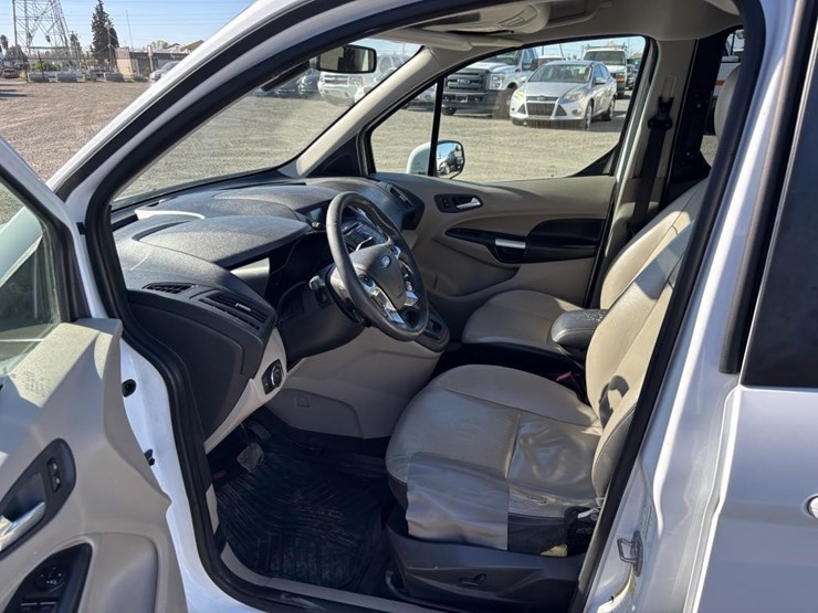 2016-ford-transit-connect-image-5