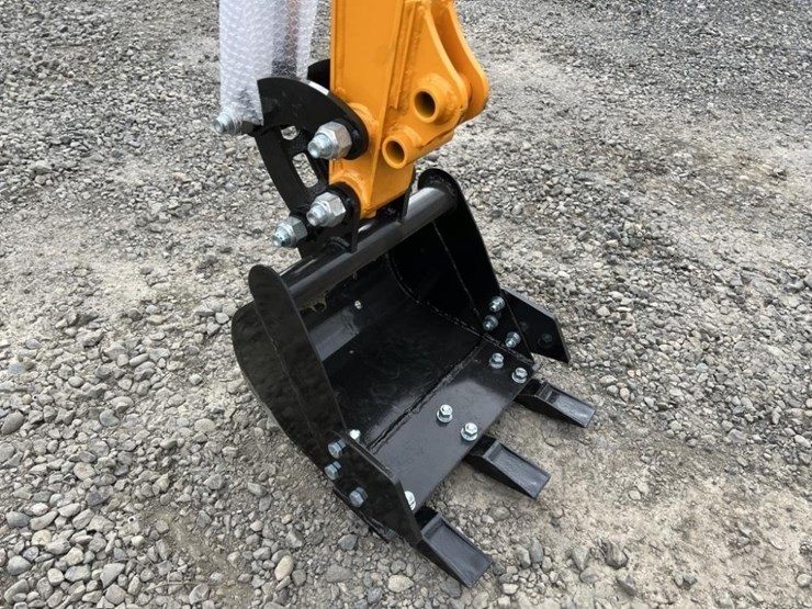 2026-miva-va15-mini-hydraulic-excavator-image-9