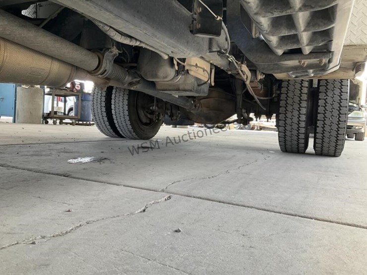 2019-ford-f550-image-28