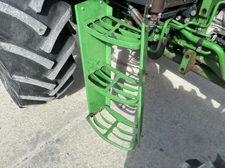 2009-john-deere-6115d-image-15