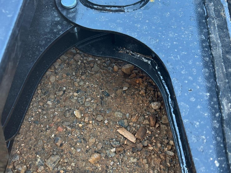 38in-kini-skid-steer-angle-broom-attachment-image-3