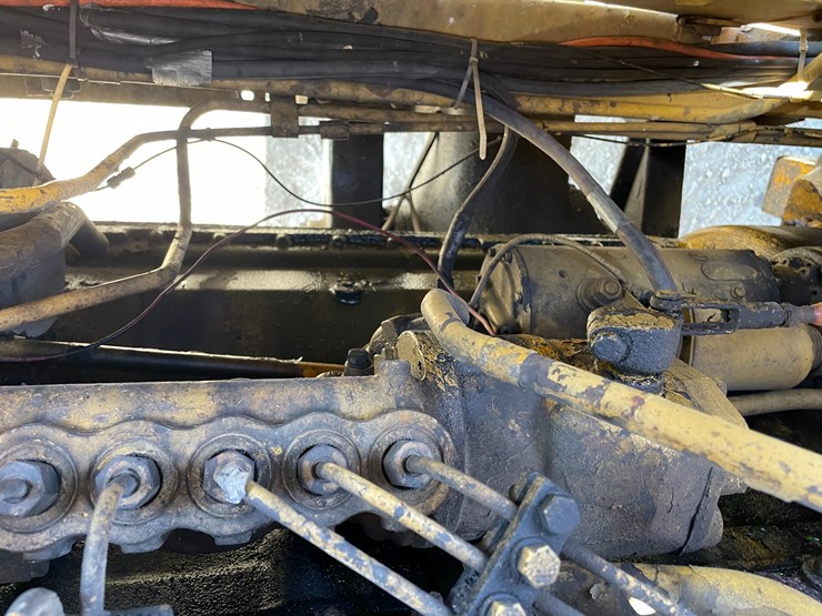 caterpillar-966c-image-28