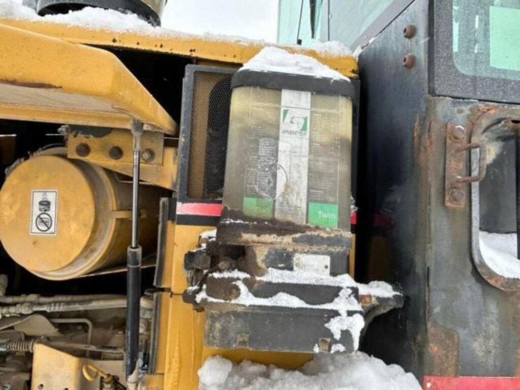 2001-caterpillar-928g-image-36