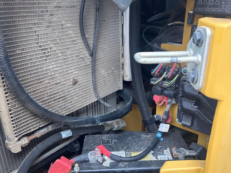 2022-caterpillar-308cr-image-21