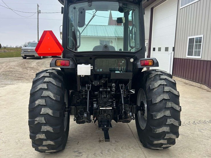 2019-mahindra-3540-hst-image-8