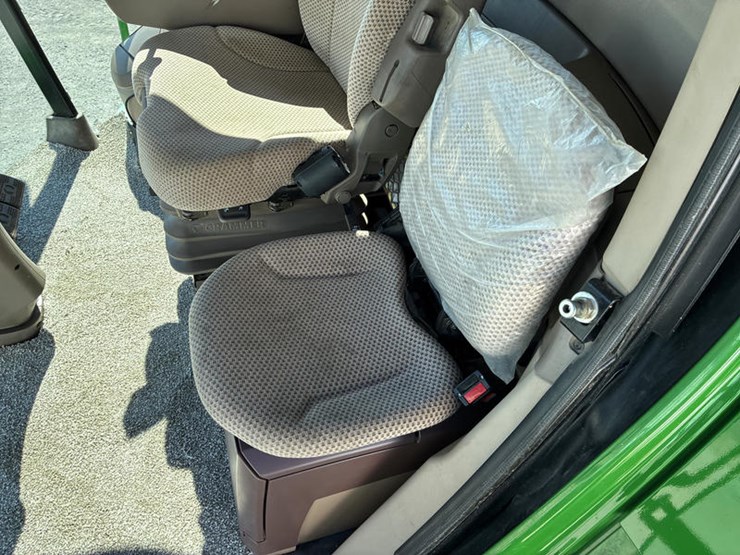 2012-john-deere-s670-image-95