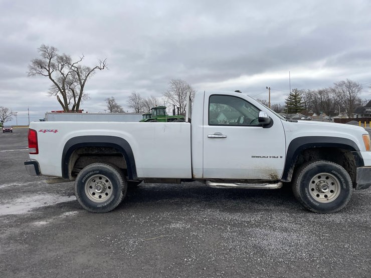 2008-gmc-sierra-2500hd-image-25