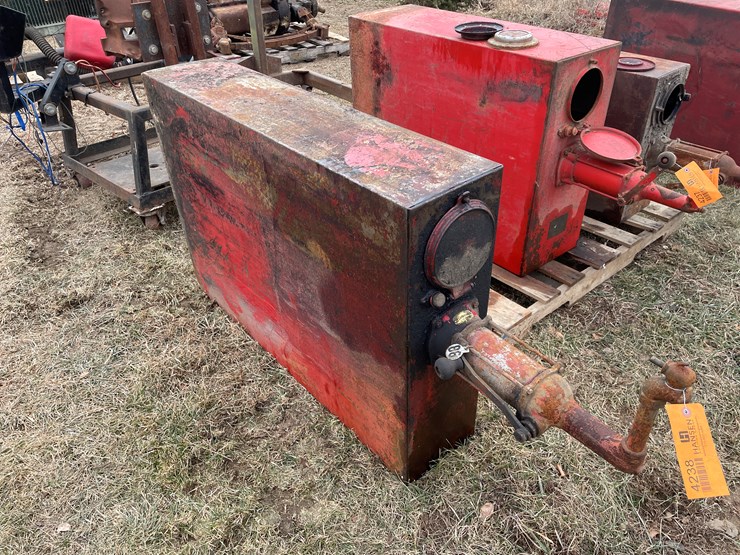 #4238-•-bennett-oil-dispensing-tank-image-7