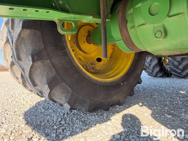 2015-john-deere-9370r-image-17