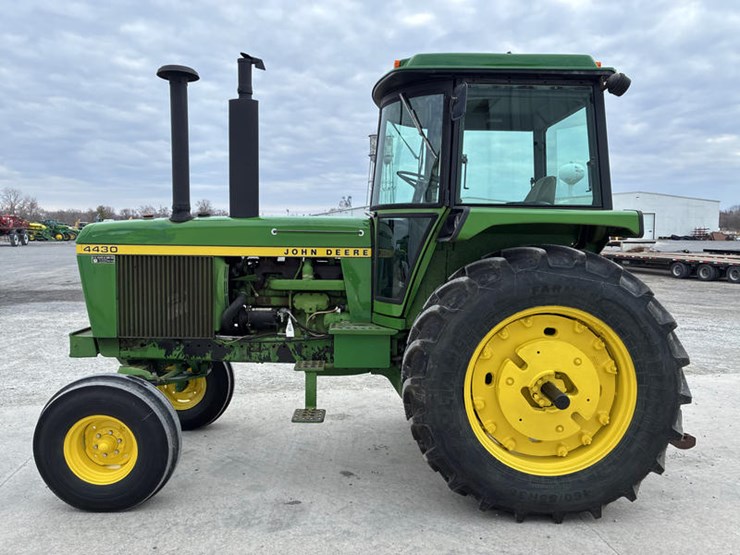1975-john-deere-4430-image-7