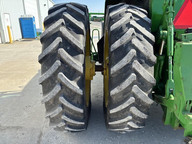 1995-john-deere-8300-image-53