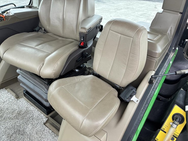 2021-john-deere-8rx-410-image-87