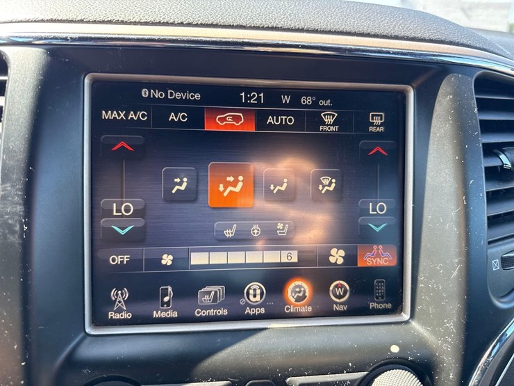 2015-jeep-grand-cherokee-image-16