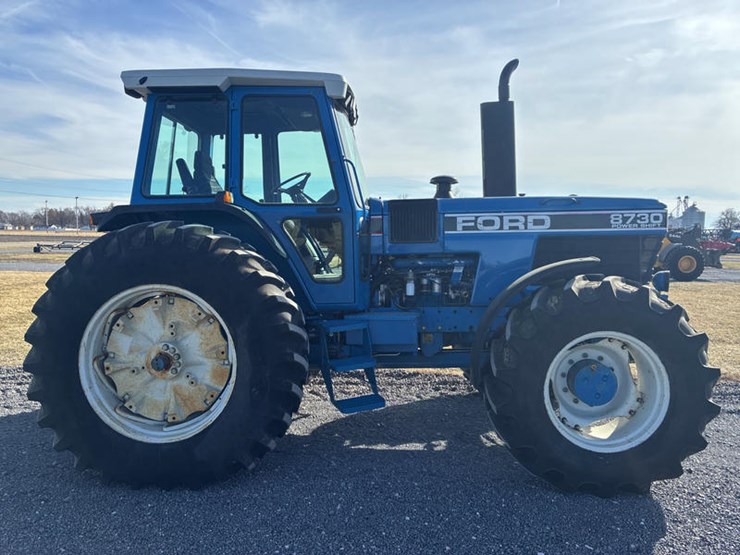 1990-ford-8730-image-4