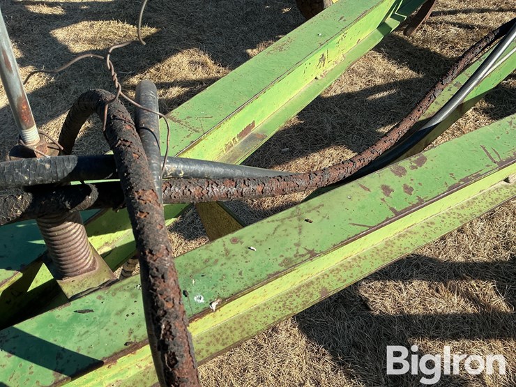 john-deere-100-image-11