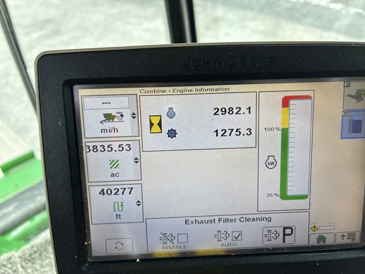 2013-john-deere-s690-image-109