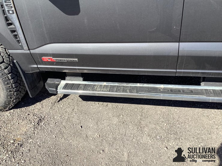 2023-ford-f250-lariat-image-12