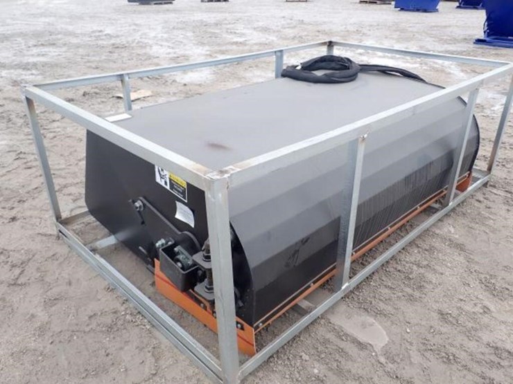 unused-great-bear-72-in.-skid-steer-rotary-broom-image-2