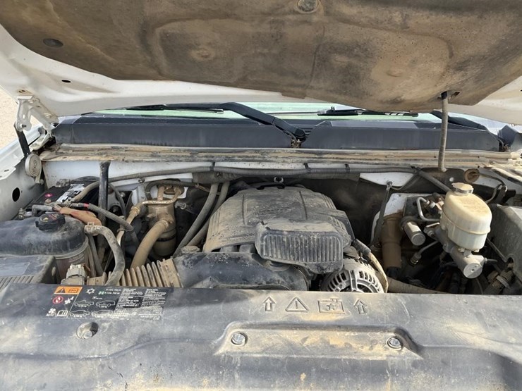 2013-gmc-2500-image-9