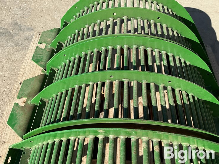 2023-john-deere-s780-image-12