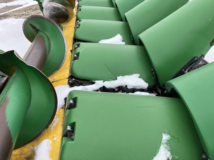 2009-john-deere-608c-image-14