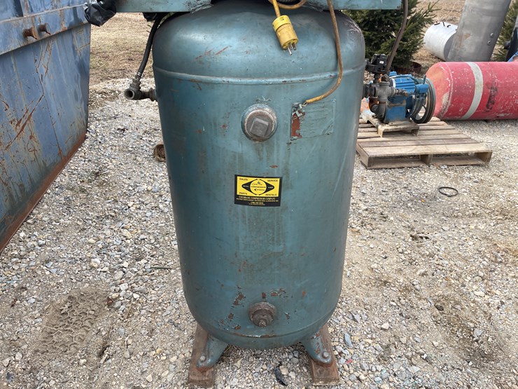 #4260-•-quincy-industrial-air-compressor-image-3