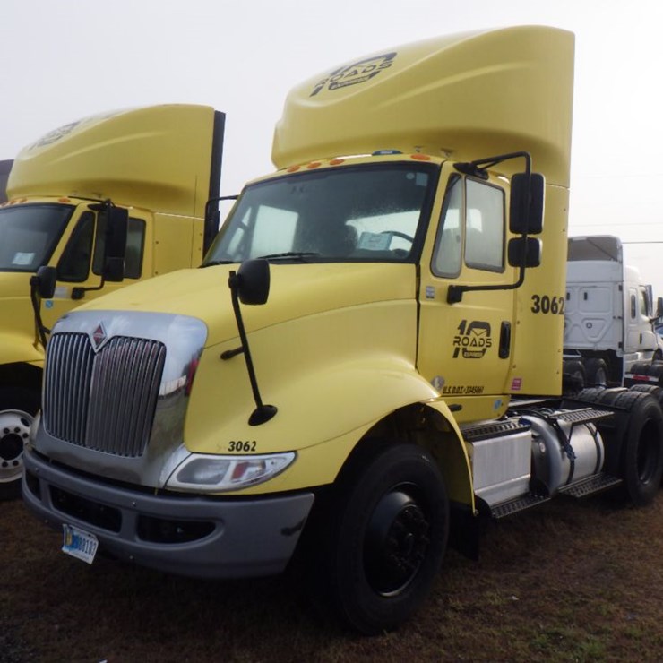 2016 INTERNATIONAL 8600