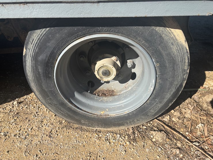 #2320-•-2008-interstate-30'-tri-axle-equipment-trailer-image-52