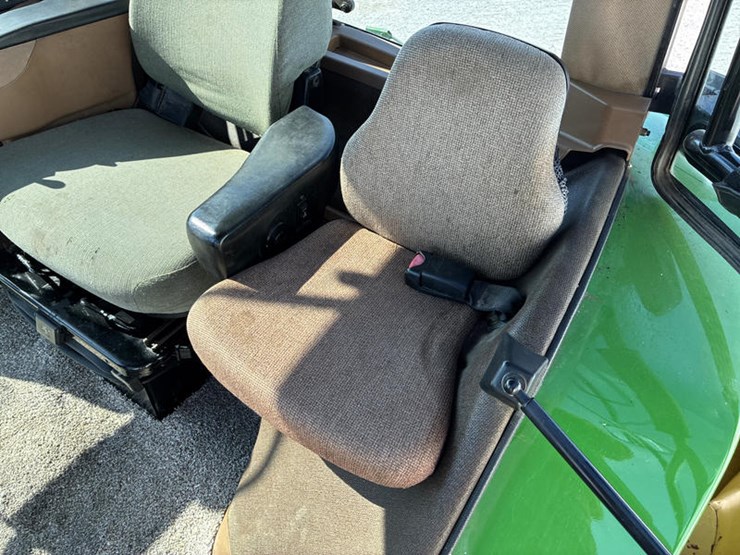 1995-john-deere-8300-image-65