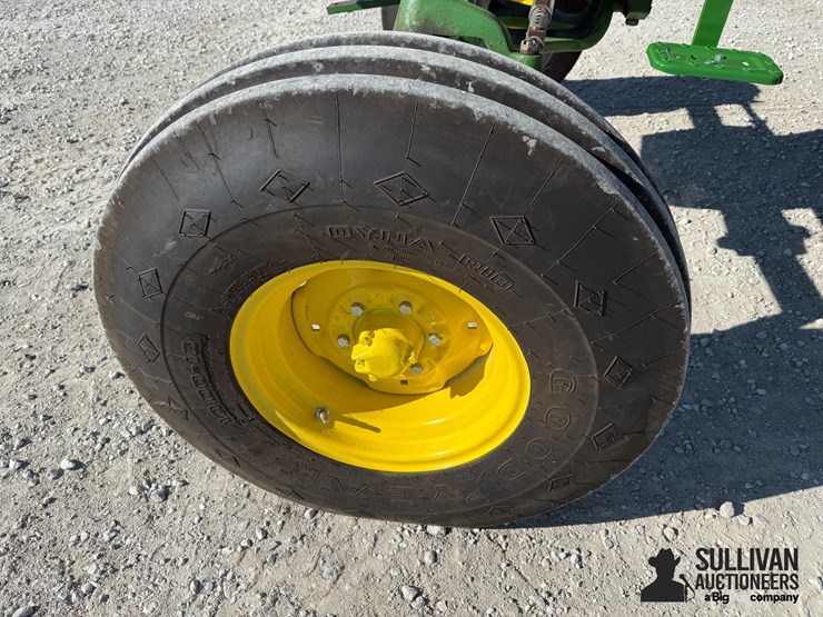 1970-john-deere-3020-image-9