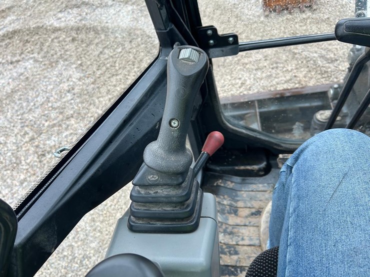 2022-bobcat-e50-image-25