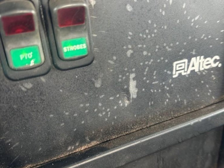 2012-international-durastar-4300-image-21