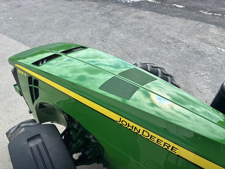 2013-john-deere-8335r-image-70