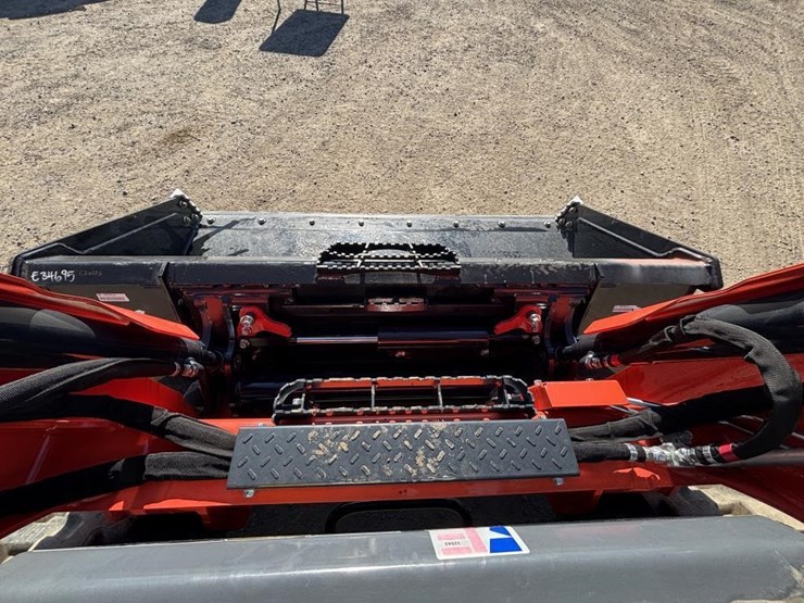 2024-kubota-svl75-3-image-21