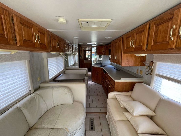2000-holiday-rambler-"endeavor"-motorhome-(52,465-miles)-image-30