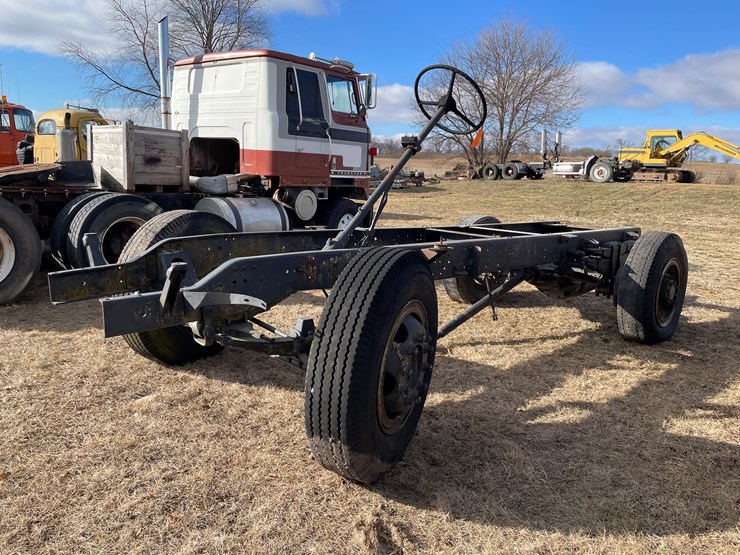 #4210-•-truck-frame-image-1