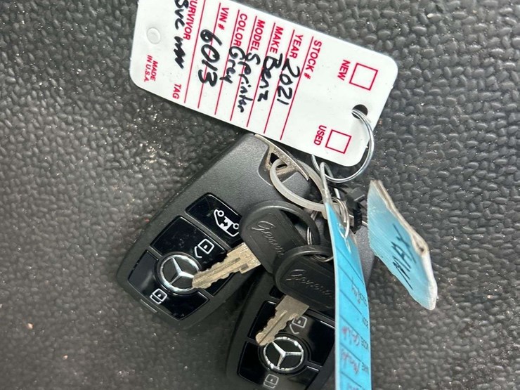 2021-mercedes-benz-sprinter-4500-image-28