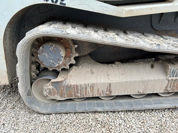 2019-takeuchi-tl10v2-image-13