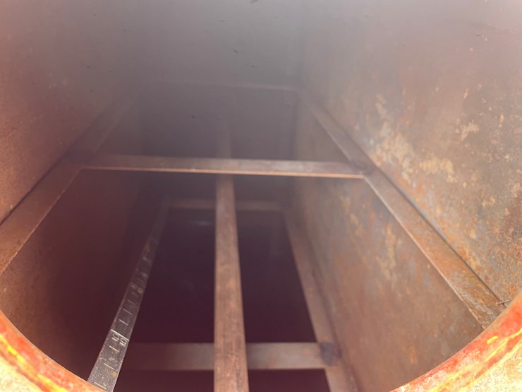 #4237-•-oil-dispensing-tank-image-6